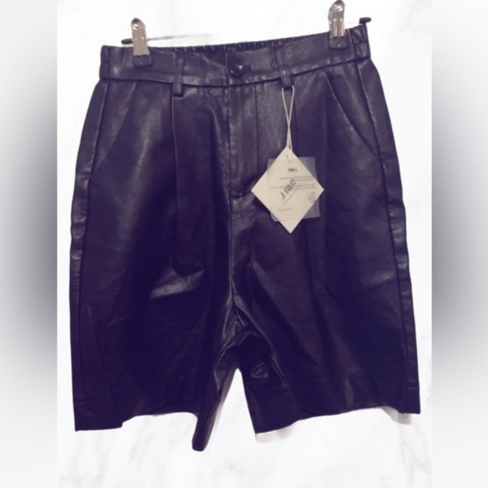 Vegan leather black elastic waist  office shorts S